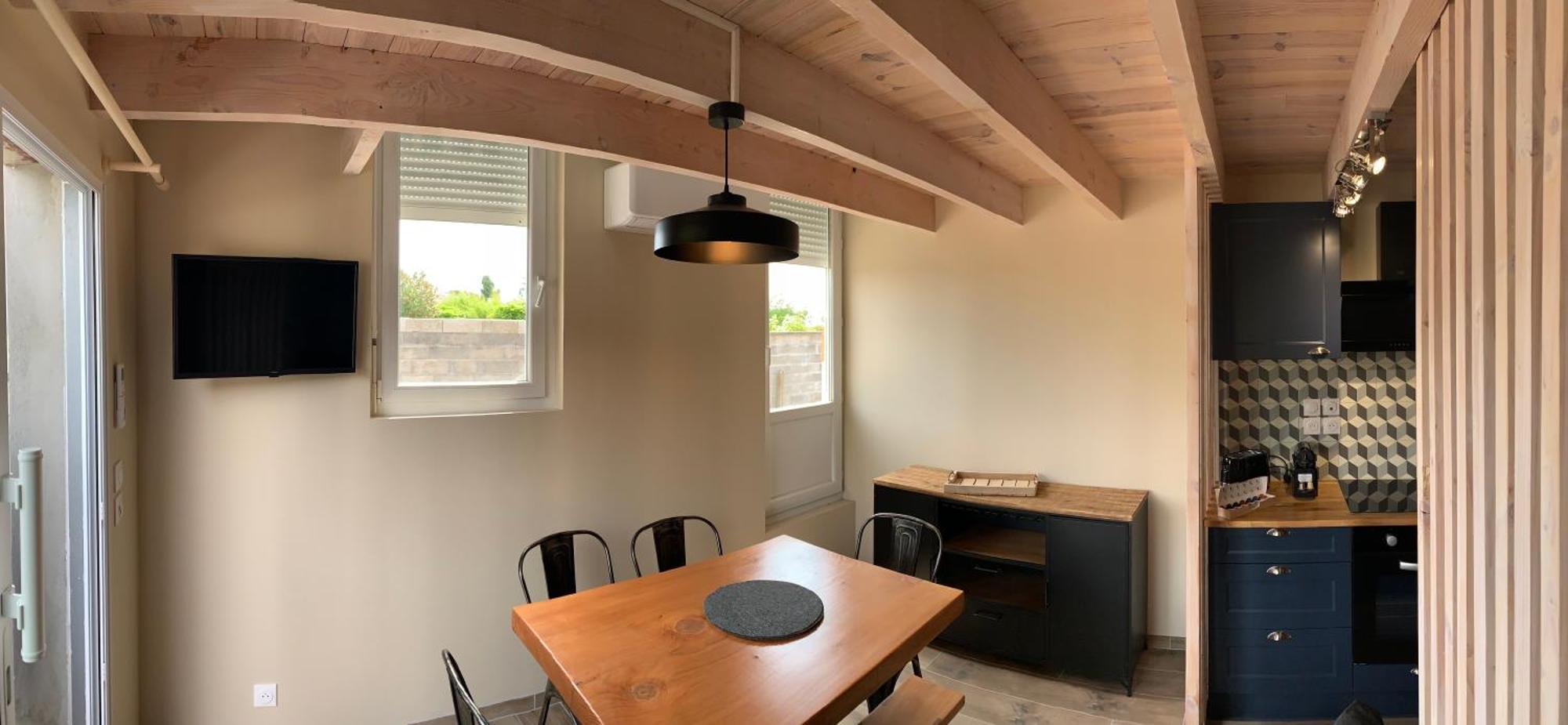 Les Du Canal Apartment